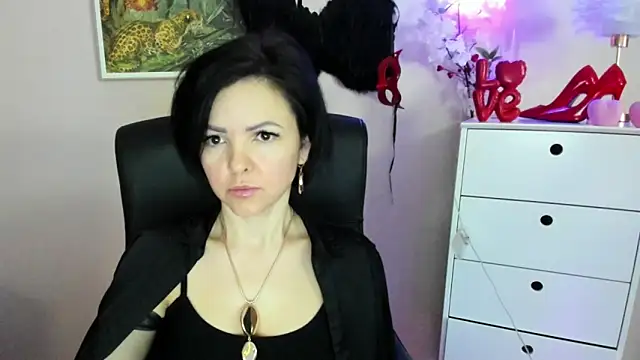 Mollybloom40 online show from March 4, 7:59 am