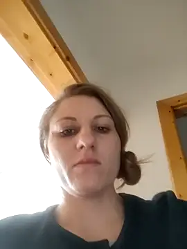 SandyCassie online show from April 15, 2:39 pm