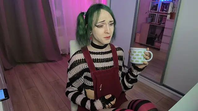 whoalexxa online show from February 24, 1:43 pm