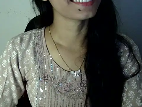 Shezi N online show from August 1, 3:36 pm