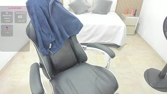 Aziz daud online show from March 16, 7:07 pm