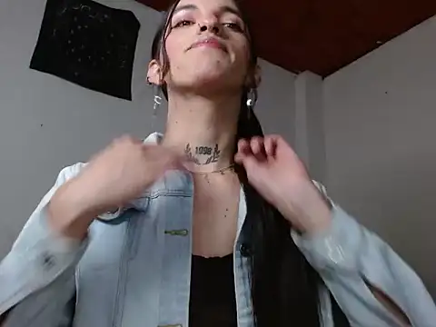 Scarlett crastrawberry online show from April 1, 12:11 am