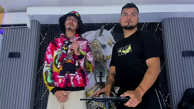 handsome boys22 online show from December 15, 4:23 pm