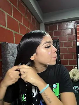 tifanymonroe online show from April 22, 8:17 pm