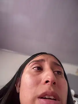 Violeet-Smith online show from March 13, 2:40 pm