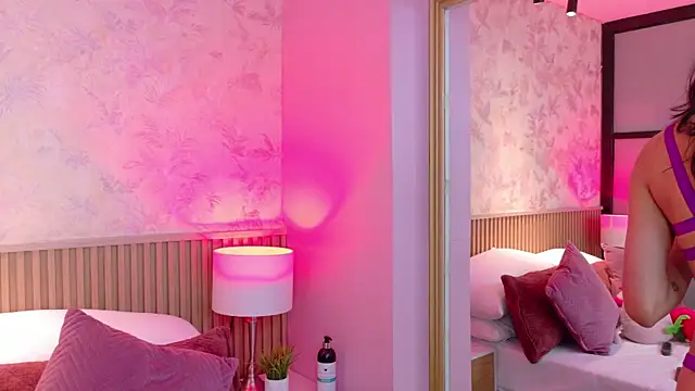 AdelineJhones online show from March 8, 2:54 pm