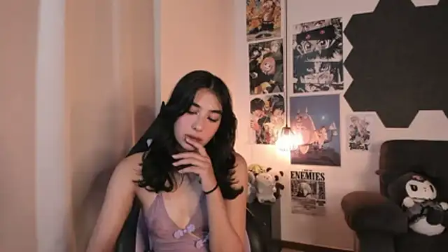 AdelineJhones online show from April 5, 3:05 am