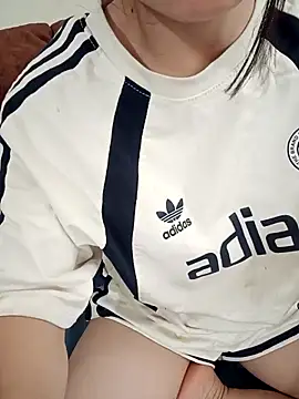 Cherry Le02 online show from March 31, 6:13 am