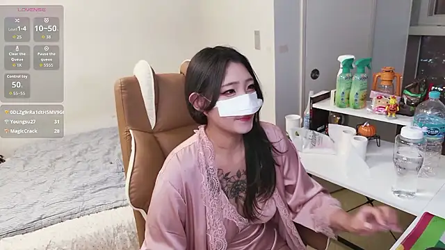 Milk Sola online show from November 13, 12:26 pm