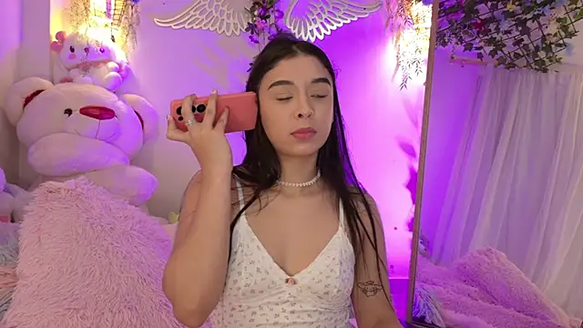 ISA NIXON online show from March 8, 1:35 am