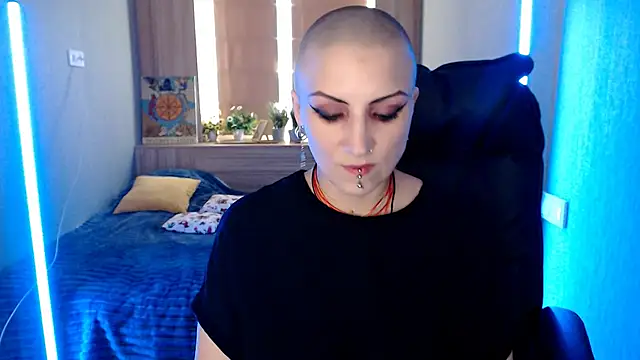 Sweet-n-Strong online show from March 26, 12:07 pm