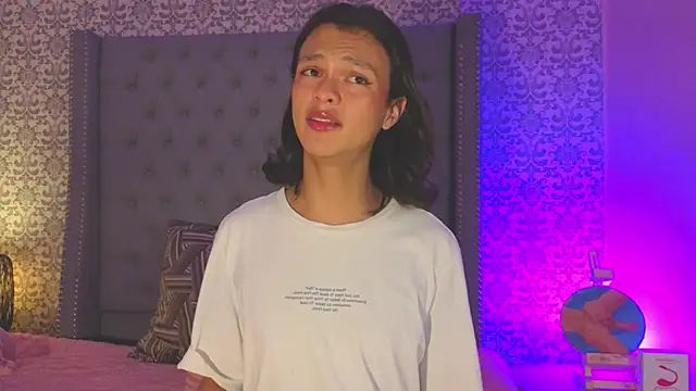 Indi rave online show from April 7, 9:39 pm