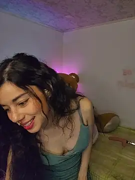 wetbyAlice online show from May 12, 10:05 pm