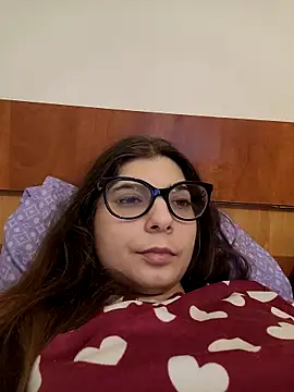 sweetbabygirlforyou online show from March 26, 10:55 pm