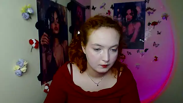 MissAriaa online show from March 7, 7:43 pm