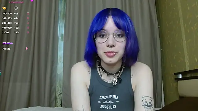 KellePourier online show from April 18, 11:13 am