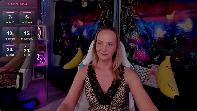 ScarlettPalmer online show from March 12, 10:18 am