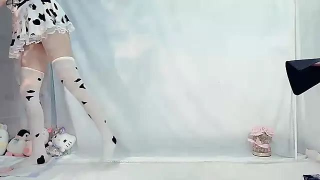 Cherry-666 online show from April 24, 12:30 pm