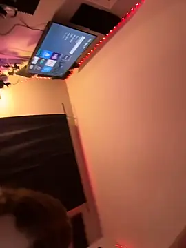 stonerbaby online show from April 3, 1:14 am