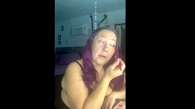 kristallic online show from April 24, 2:09 pm