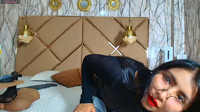 CATTA GARCIA online show from June 25, 5:47 pm