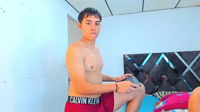 MollyandFher online show from January 13, 2:50 am