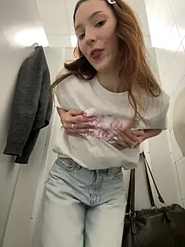 LilluKatten online show from March 12, 1:36 pm