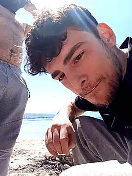 Yasinyasin7 online show from April 19, 8:47 am