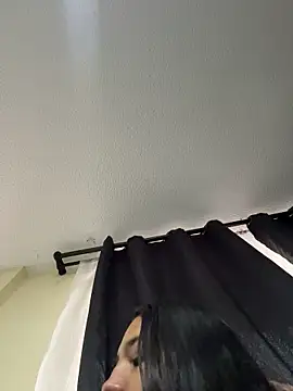 Samantha firee online show from April 14, 10:59 am