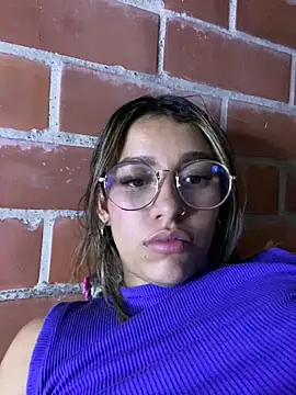 liahot69 online show from April 1, 4:13 am