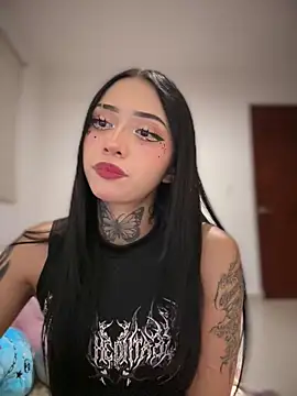 JIORYOvO online show from March 25, 2:06 am