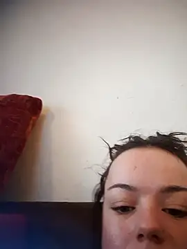 Leacouturierrr online show from November 21, 9:22 am