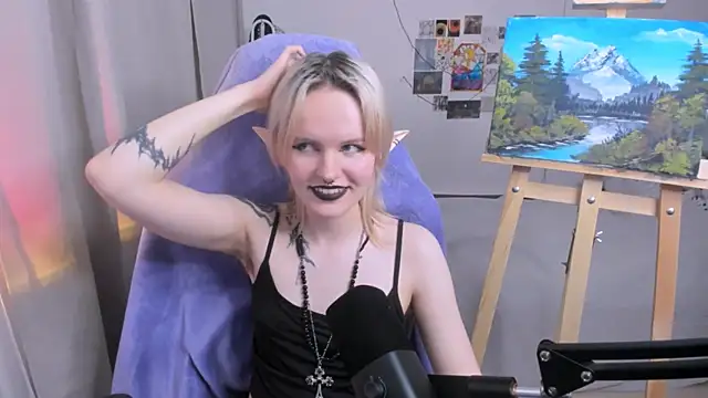 Mel the drawer online show from June 14, 5:02 pm