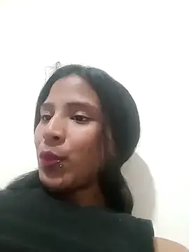 Stephanie1319 online show from November 13, 10:31 pm