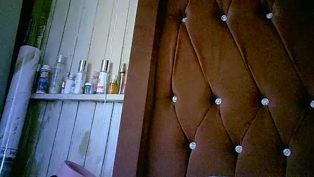 Zulreyna online show from March 15, 4:14 am