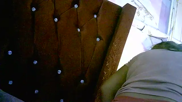 Zulreyna online show from April 25, 3:53 am