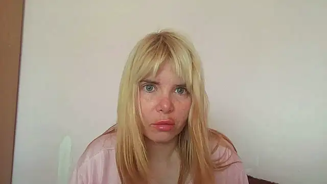 HornyElena online show from July 11, 1:22 pm