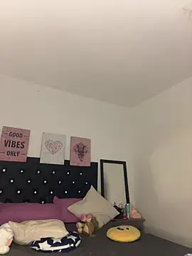 LoliitaBennett online show from April 30, 2:50 am