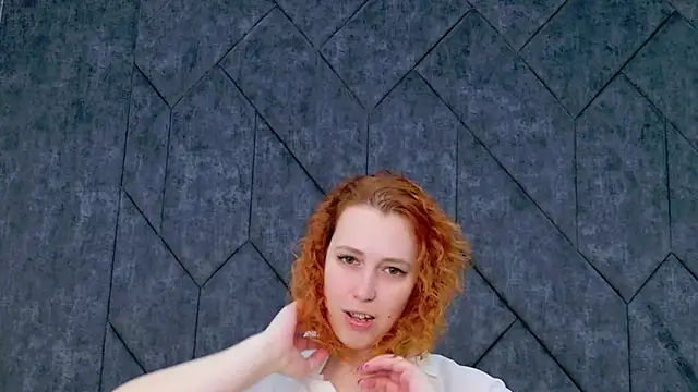 Evie Berret online show from March 11, 9:06 pm