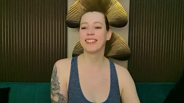 Evie Berret online show from March 28, 9:03 pm