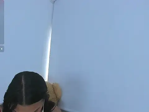 angelyn ruizz online show from April 24, 2:09 pm