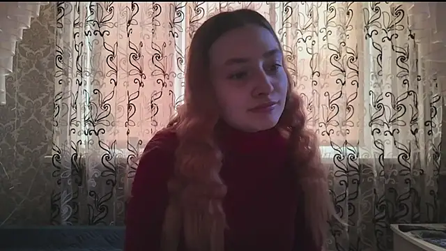 SweetLiaison online show from March 18, 6:07 am