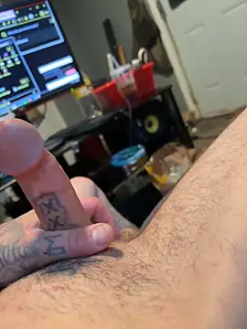 trickydickydaddy online show from May 16, 1:32 pm