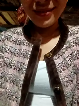 Lyla john online show from April 2, 1:25 am