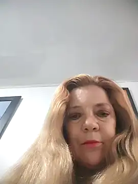 karlaanqui1 online show from April 12, 11:57 am