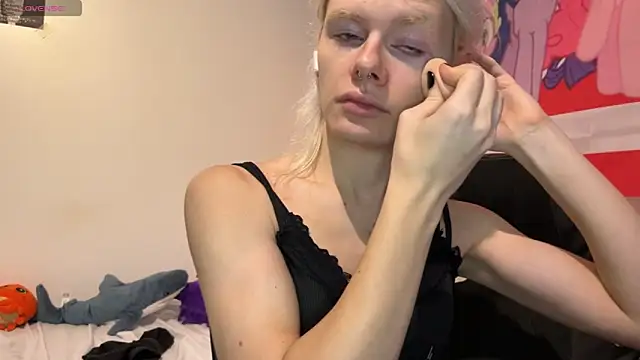 MollyChloe online show from February 12, 7:15 pm