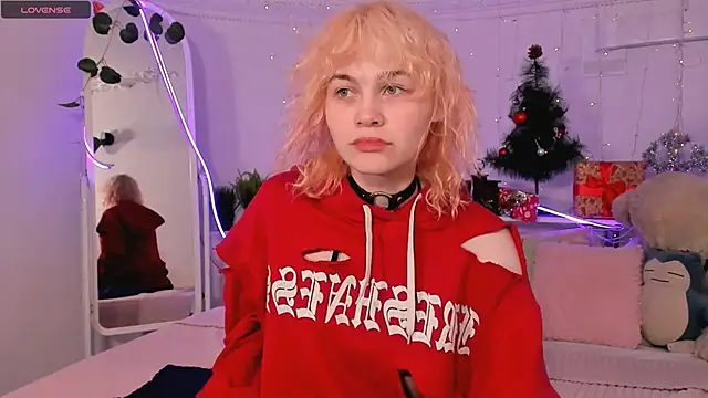 Awawrin online show from December 14, 9:31 pm