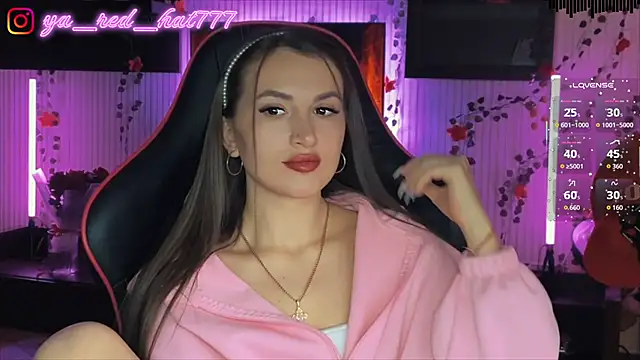 -RED HAT- online show from March 28, 5:45 pm