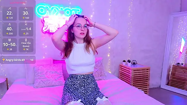 MadisonSmitt online show from March 10, 5:33 am