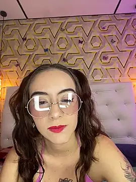 MelanyyJhonson15 online show from March 19, 2:49 am